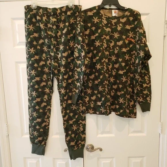 Camel Underwear & Socks | Vintage Camel Cigarettes Pajamas Mens X Large Thermal Sleepwear Set Camo Cotton | Color: Black/Brown